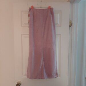 Kiton 100% pelle leather skirt size 42 has a small faint stain see pic